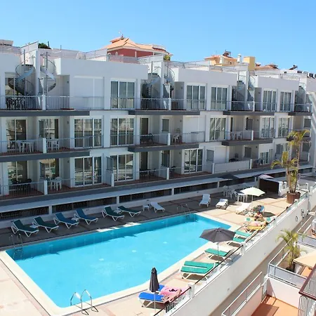 Apart Otel Arena 3*