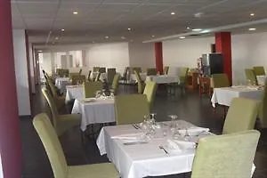 Arena Aparthotel 3*